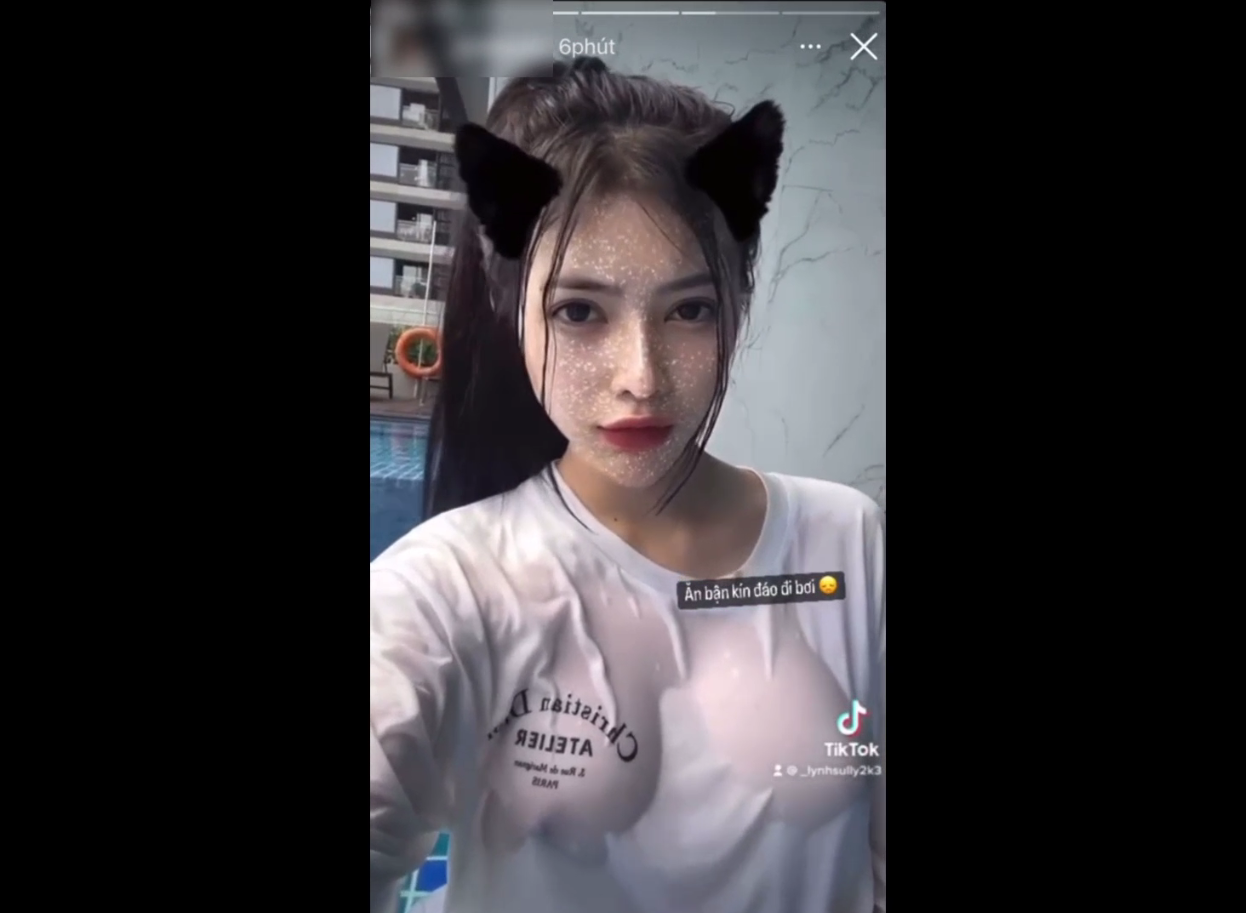 Hot girl tiktoker Thu Uyên việt nam show hàng vú đẹp